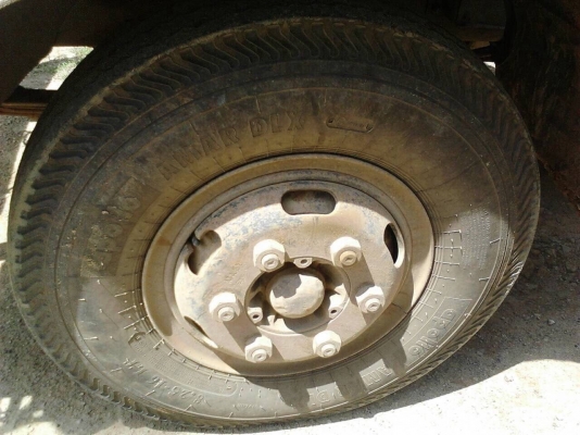 ขายรถ6ล้อดั้มพ์ HINO FC2WELA เครื่อง 120แรงม้า ปี38 สนใจโทร 081-970-1072