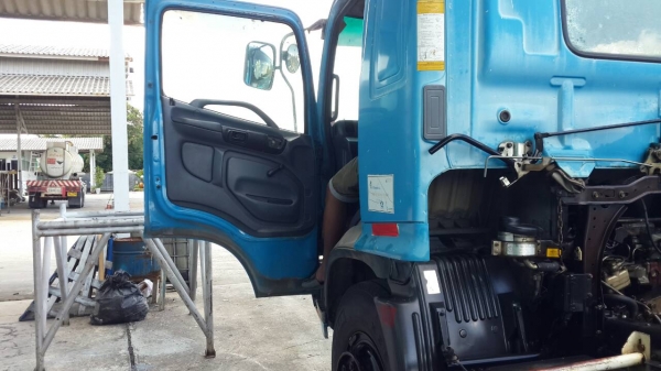 ขาย hino mega FL1J 10 ล้อ สภาพสวย เครื่องดีเกียร์ดีแชสซีสวย แอร์หนาวยางดี พร้อมลุย