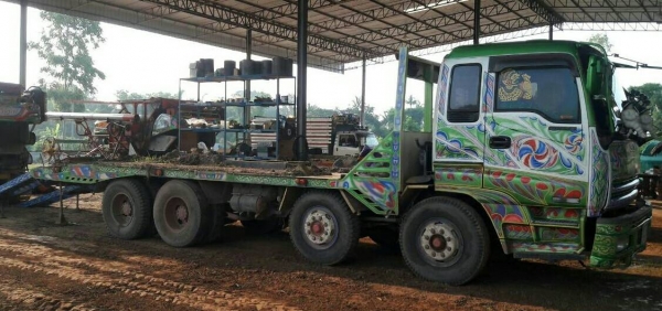 ขายรถบรรทุก 12 ล้อเทรลเลอร์ ISUZU GIGA 335 แรงม้า 2 เพลา สะพานไฮดรอลิค ราคา 1080000