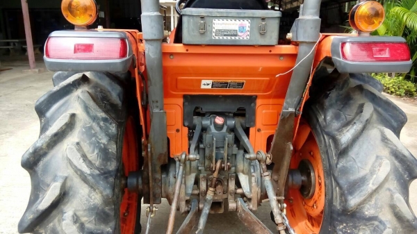 ขายรถไถ Kubota L3608(4WD) พร้อมใบมีดดันหน้าและผานพรวนช้าง ขายรถไถ Kubota L3608(4WD) พร้อมใบมีดดันหน้าและผานพรวนช้าง