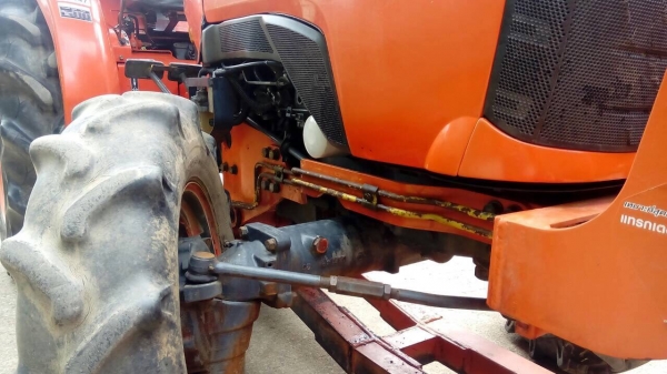 ขายรถไถ Kubota L3608(4WD) พร้อมใบมีดดันหน้าและผานพรวนช้าง ขายรถไถ Kubota L3608(4WD) พร้อมใบมีดดันหน้าและผานพรวนช้าง