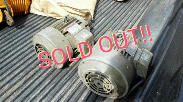 ****** Sold Out!! ****** มอเตอร์ Mitsubishi 5 HP. 380V. 1450 RPM. Japan รุ่น SF-J เสื้อเหล็กหล่อ ตัวนอก รุ่นทน หายาก มี 2 ลูก วิ่งเงียบ!!