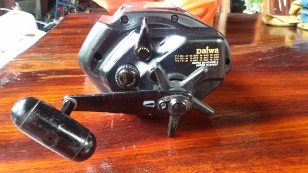 รอกนำเข้า สภาพดี รอกนำเข้า สภาพดี