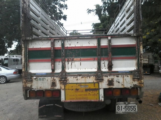 10ล้อเพลาเดียวISUZU DECA200 ยูโร2 จดปี46 ใบไม้เขียวแท้กระบะยาว6.35เมตร