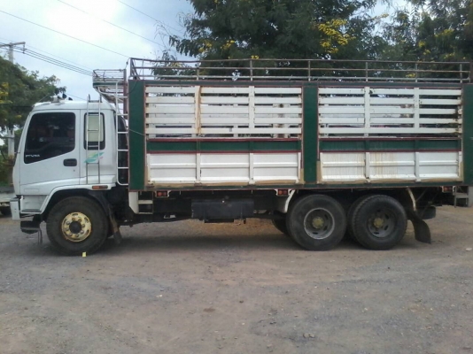 10ล้อเพลาเดียวISUZU DECA200 ยูโร2 จดปี46 ใบไม้เขียวแท้กระบะยาว6.35เมตร