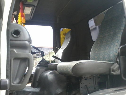 10ล้อเพลาเดียวISUZU DECA200 ยูโร2 จดปี46 ใบไม้เขียวแท้กระบะยาว6.35เมตร