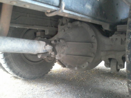 10ล้อเพลาเดียวISUZU DECA200 ยูโร2 จดปี46 ใบไม้เขียวแท้กระบะยาว6.35เมตร