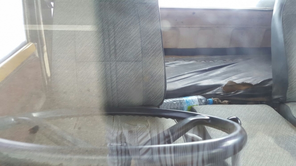 รถฮีโน่ 10 ล้อ พื้นเรียบ KT929 / เปลื่ยนเครื่อง 168 แรงม้า.   สนใจติดต่อ  081 - 6079515