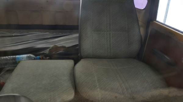 รถฮีโน่ 10 ล้อ พื้นเรียบ KT929 / เปลื่ยนเครื่อง 168 แรงม้า.   สนใจติดต่อ  081 - 6079515