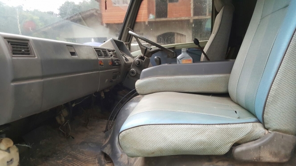 รถฮีโน่ 6 ล้อดั้ม FC2W 120 แรงม้า. ปี 38 สนใจติดต่อ 081 - 6079515 รถฮีโน่ 6 ล้อดั้ม FC2W 120 แรงม้า. ปี 38 สนใจติดต่อ 081 - 6079515