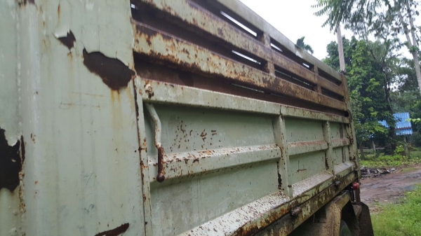 รถฮีโน่ 6 ล้อดั้ม FC2W 120 แรงม้า. ปี 38 สนใจติดต่อ 081 - 6079515 รถฮีโน่ 6 ล้อดั้ม FC2W 120 แรงม้า. ปี 38 สนใจติดต่อ 081 - 6079515