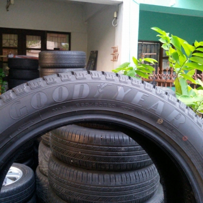 ยาง 265 50 20 goodyear ปี15ถอดป้ายแดงชุดละ16500