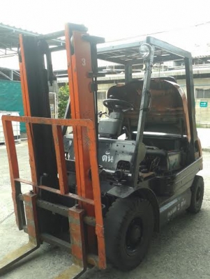 รถยก โตโยต้า ดีเซล 2 ตัน