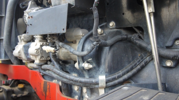 ขายครับ Yanmar 39 แรง พร้อมใบดัน สนใจติดต่อครับ