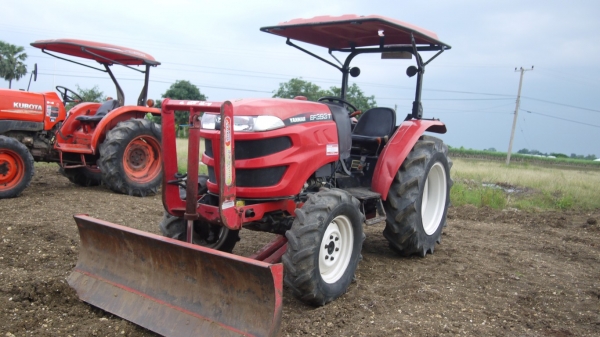 ขายครับ Yanmar 39 แรง พร้อมใบดัน สนใจติดต่อครับ