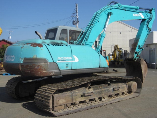 ขายค่ะ KOBELCO SK200-3LC ใบแทรคใหญ่ สภาพสวย เครื่องปั้มระบบดี  มาถึงไทยแล้วจ้า  มาลองระบบกันได้ทุกวัน...