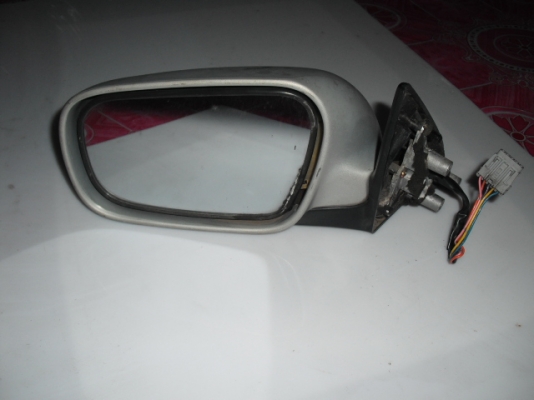 ขายกระจกไฟฟ้านิสสัน  b14