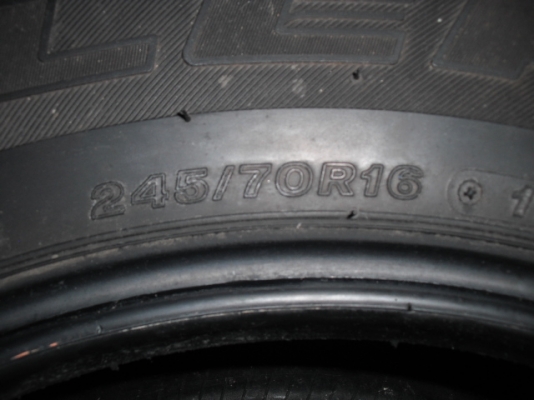 ขายยางปี09ครับ245/70/16