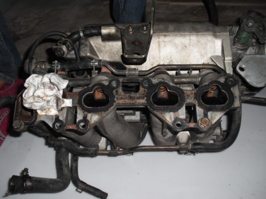 ขายท่อร่วมไอดีนิสสัน b14