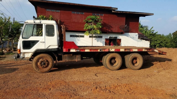 ขายเทนเลอร์ 10 ล้อ 2 เพลา FUSO FN215K เครื่อง 6D15 170 แรงม้า วางหัวหลงสายฟ้า คัสซีสวยตลอดเส้น รถพร้อมใช้ ทะเบียนพร้อมโอนครับ