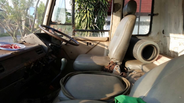 ขายเทนเลอร์ 10 ล้อ 2 เพลา FUSO FN215K เครื่อง 6D15 170 แรงม้า วางหัวหลงสายฟ้า คัสซีสวยตลอดเส้น รถพร้อมใช้ ทะเบียนพร้อมโอนครับ