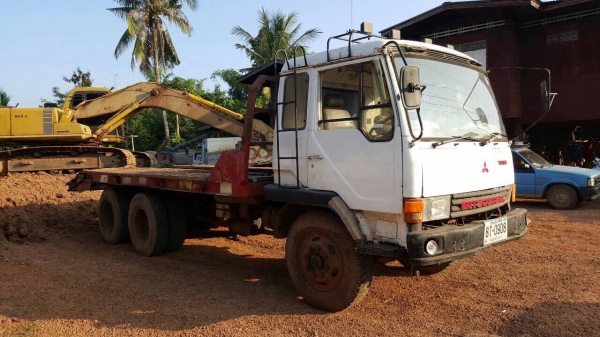 ขายเทนเลอร์ 10 ล้อ 2 เพลา FUSO FN215K เครื่อง 6D15 170 แรงม้า วางหัวหลงสายฟ้า คัสซีสวยตลอดเส้น รถพร้อมใช้ ทะเบียนพร้อมโอนครับ