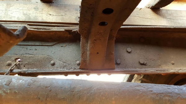 ขายเทนเลอร์ 10 ล้อ 2 เพลา FUSO FN215K เครื่อง 6D15 170 แรงม้า วางหัวหลงสายฟ้า คัสซีสวยตลอดเส้น รถพร้อมใช้ ทะเบียนพร้อมโอนครับ