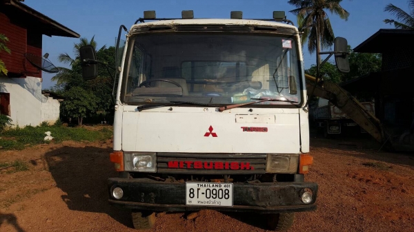 ขายเทนเลอร์ 10 ล้อ 2 เพลา FUSO FN215K เครื่อง 6D15 170 แรงม้า วางหัวหลงสายฟ้า คัสซีสวยตลอดเส้น รถพร้อมใช้ ทะเบียนพร้อมโอนครับ