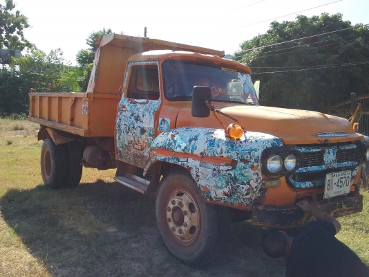 ขายด่วนหกล้อหน้ายาวดั้มสภาพคัชซีสวยสุดๆเดิมๆเอกสารเล่มชุดโอนพร้อมราคาเบาๆโทร0856842587