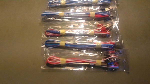 หัวแร้งสนาม HAKKO ที่สะดวกต่อการใช้งาน ใช้ไฟแรงดันต่ำ 12 V. ใช้ได้ทั้ง AC และ  DC