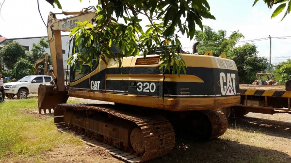 ขายแบคโฮ CAT 320 V2 เอกสารเล่มทะเบียนครบ ปั้มดี ช่วงล่างโซ่+แทรค+โรลเลอร์ใหม่ ไฟเต็ม ราคาต่อรองได้ครับ ขายแบคโฮ CAT 320 V2 เอกสารเล่มทะเบียนครบ ปั้มดี ช่วงล่างโซ่+แทรค+โรลเลอร์ใหม่ ไฟเต็ม ราคาต่อรองได้ครับ
