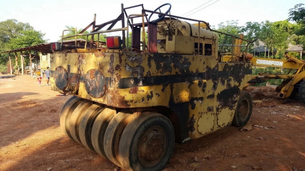 ขายรถบดล้อยาง 11 ล้อ WATANABE รถใช้งานได้ปกติ เอกสารสัญญาซื้อขาย ราคาต่อรองได้ ขายรถบดล้อยาง 11 ล้อ WATANABE รถใช้งานได้ปกติ เอกสารสัญญาซื้อขาย ราคาต่อรองได้