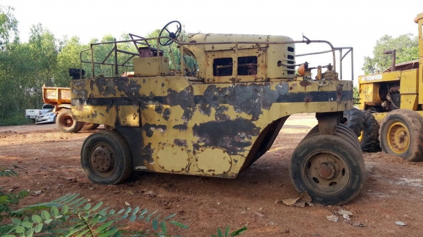 ขายรถบดล้อยาง 11 ล้อ WATANABE รถใช้งานได้ปกติ เอกสารสัญญาซื้อขาย ราคาต่อรองได้ ขายรถบดล้อยาง 11 ล้อ WATANABE รถใช้งานได้ปกติ เอกสารสัญญาซื้อขาย ราคาต่อรองได้