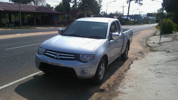 MISUBISHI TRITON CNG 2.4 ปี2011