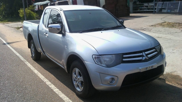 MISUBISHI TRITON CNG 2.4 ปี2011