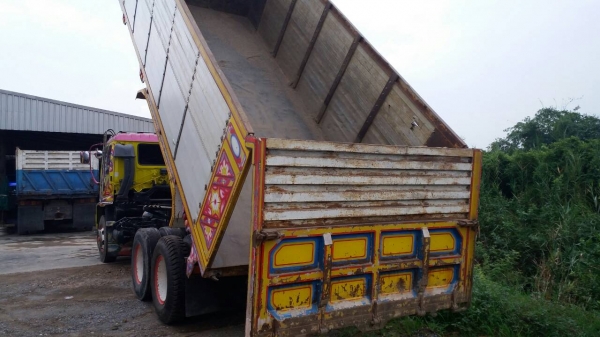 สิบล้อ อีซูชุ หัวเดก้า FVZ12 MY 195โบว์ 2เพา ดั้มมีเนียม สภาพดีสวยบางเดิมพร้อมใช้ ทะเบียนพร้อมโอน ราคา 870,000บ ต่อรองได้