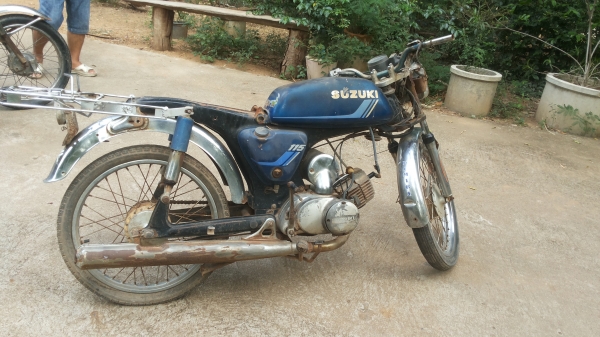 ขายด่วน a100 มีทะเบียนเล่มเขียว+ ชุดโอน 5300