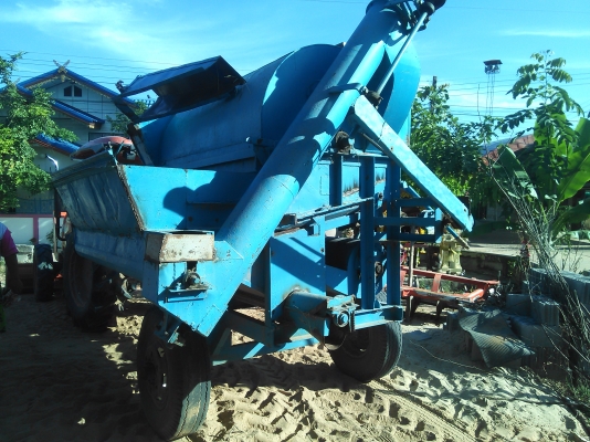 ขอบคุณtruck2handครับขายราคานี้เลยครับ27000บาทครับ**ผมใช้เองดูแลเองปกติทุกอย่างครับ**ด่วนๆครับเครื่องนวดข้าว5ฟุตเกษตรจัมโบ้ครับต่อรองนิดหน่อยครับ