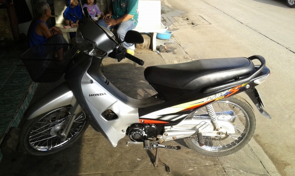 เวฟ 100 ขาย