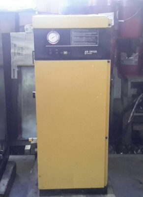 คุณลูกค้าท่านใดสนใจเครื่องทำลมแห้ง AIR DRYER FOR HITACHI  50HP