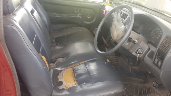 นิสสันบิ๊กเอ็ม 2.5ดีเซล ปี2539 ไมค์โคล้ง ฝาแดงละเอียด พวงมาลัยเพาเวอร์ นิสสันบิ๊กเอ็ม 2.5ดีเซล ปี2539 ไมค์โคล้ง ฝาแดงละเอียด พวงมาลัยเพาเวอร์