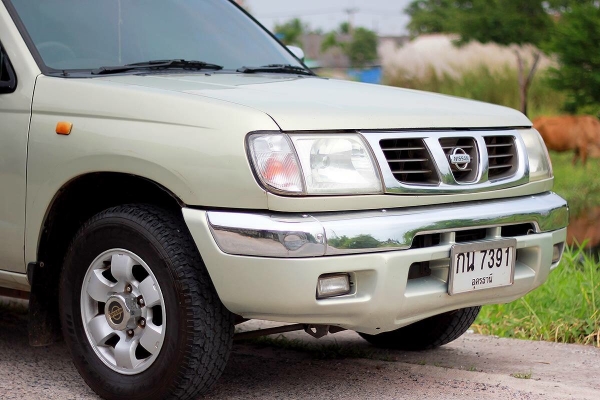 รถใช้ทำมาหากินได้ นิสสัน ฟรอนเทีย ปี2001 รถสวยถูกใจ รถใช้ทำมาหากินได้ นิสสัน ฟรอนเทีย ปี2001 รถสวยถูกใจ