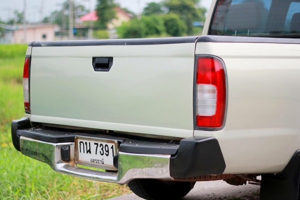 รถใช้ทำมาหากินได้ นิสสัน ฟรอนเทีย ปี2001 รถสวยถูกใจ รถใช้ทำมาหากินได้ นิสสัน ฟรอนเทีย ปี2001 รถสวยถูกใจ