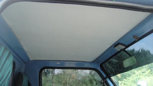 ดาวน์85000 ISUZU NKR เครื่อง4BE1(110แรง) แอร์ ฟิล์ม เพาเวอร์ ยางดี คัสฃีสวย ราคาถูก