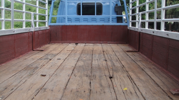 ดาวน์85000 ISUZU NKR เครื่อง4BE1(110แรง) แอร์ ฟิล์ม เพาเวอร์ ยางดี คัสฃีสวย ราคาถูก