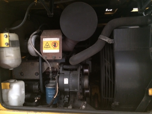 รถตัก โคมัตสุ WA100-3 ปี 2001 รถนำเข้าจากญี่ปุ่น สภาพดีค่ะ ตอนนี้รถอยู่นิคมบางปะอิน อยุธยา สนใจติดต่อ ใหม่ 061-4194022