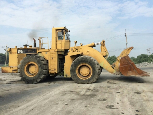 ขายรถตักล้อยาง CAT 992C เอกสารอินวอย ราคา 2000000