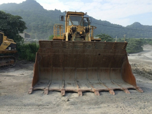 ขายรถตักล้อยาง CAT 992C เอกสารอินวอย ราคา 2000000