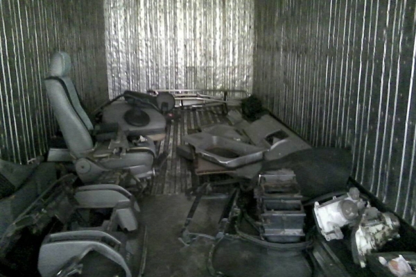 ขายตู้พร้อมเครื่องทำความเย็น เทอร์โมคิงส์ ยาว6.30เมตร แอร์-18-25ได้ขาย 380,000พร้อมติดตั้งครับ 089-2095791 บอย