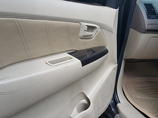 ขายด่วน TOYOTA VICO พีรันเนอร์แต่งสวย ปี07 3000cc